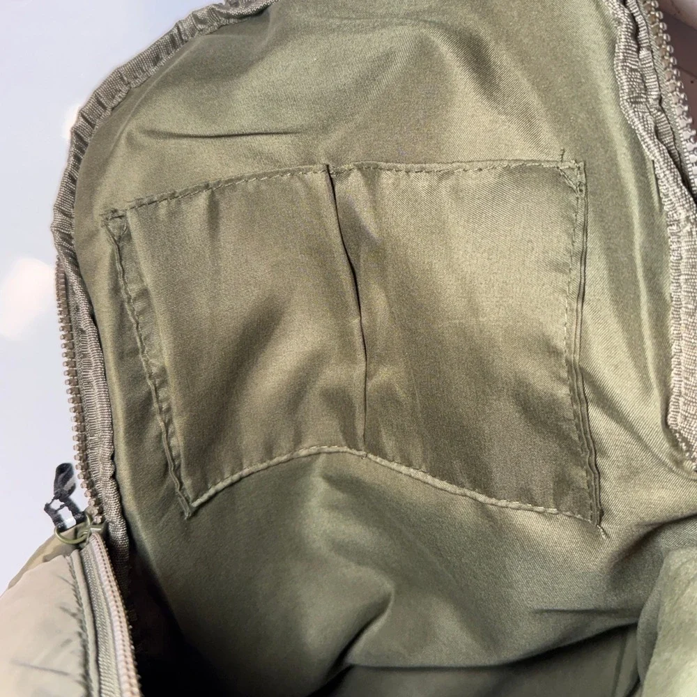 BLUZEN Puffer Backpack Quilted Nylon Olive Green Lightweight Carry All‎ Bag
